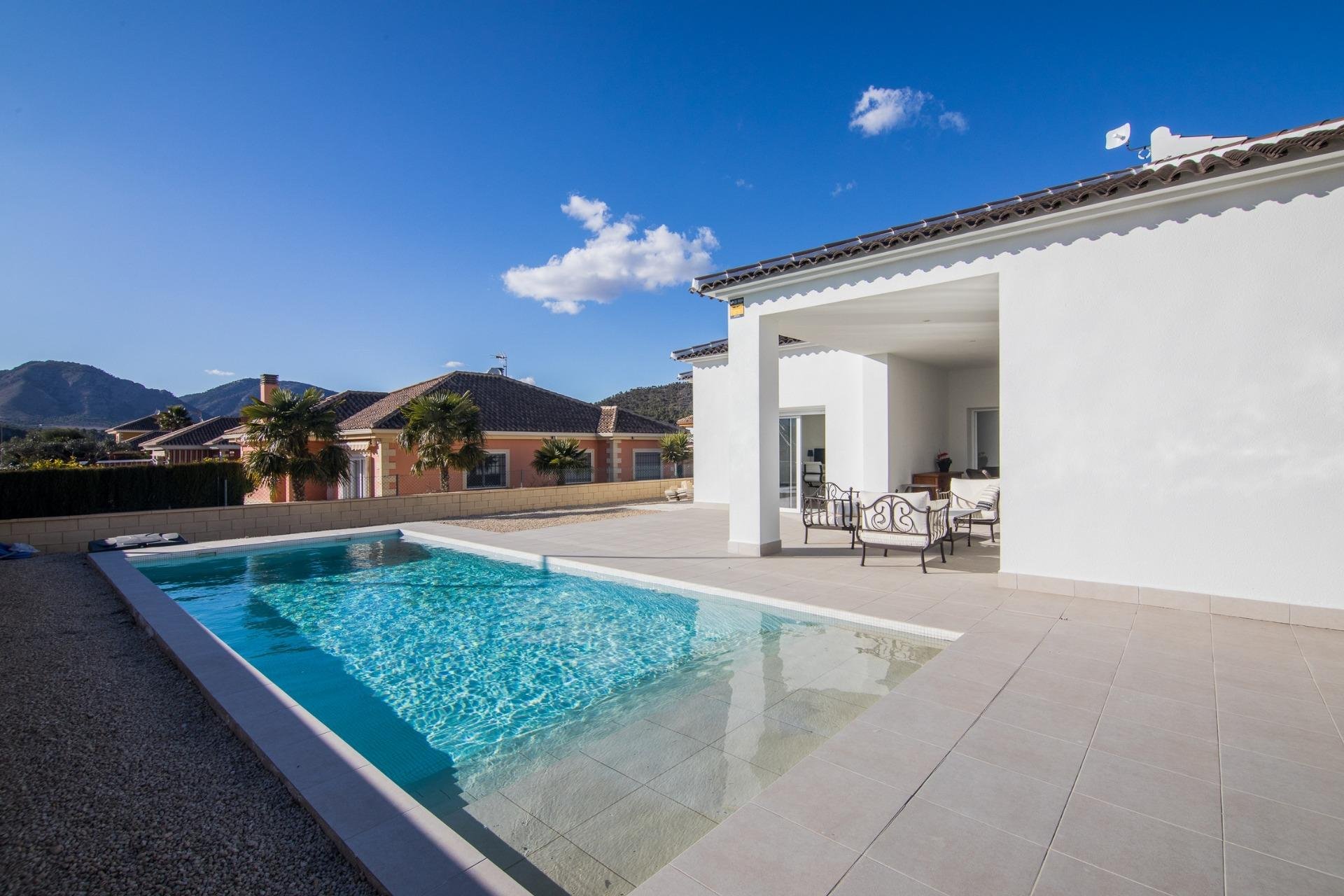 Új építésű - Villa -
Pinoso - Lel