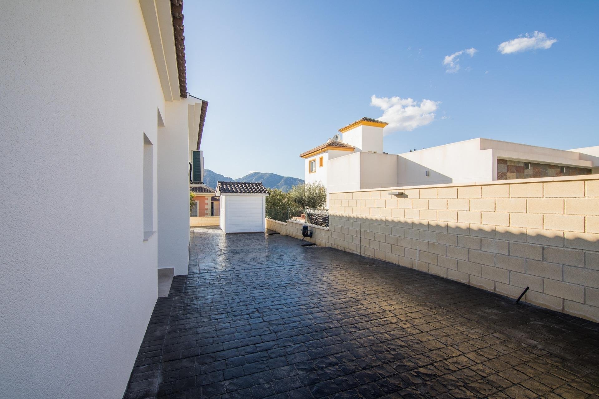 Új építésű - Villa -
Pinoso - Lel