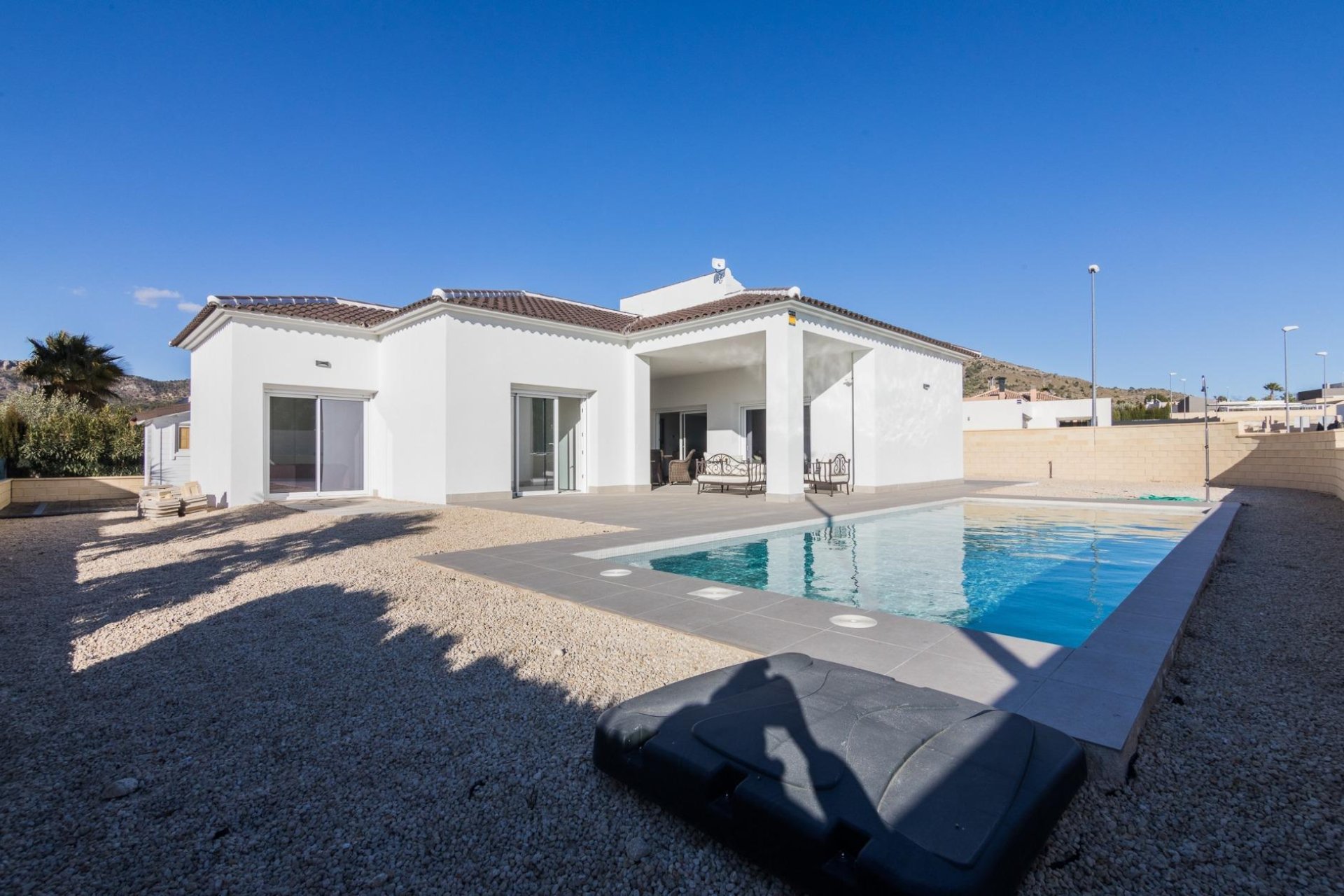 Új építésű - Villa -
Pinoso - Lel
