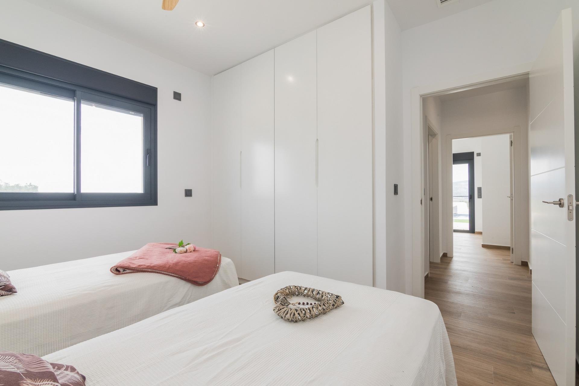 Új építésű - Villa -
Pinoso - Lel