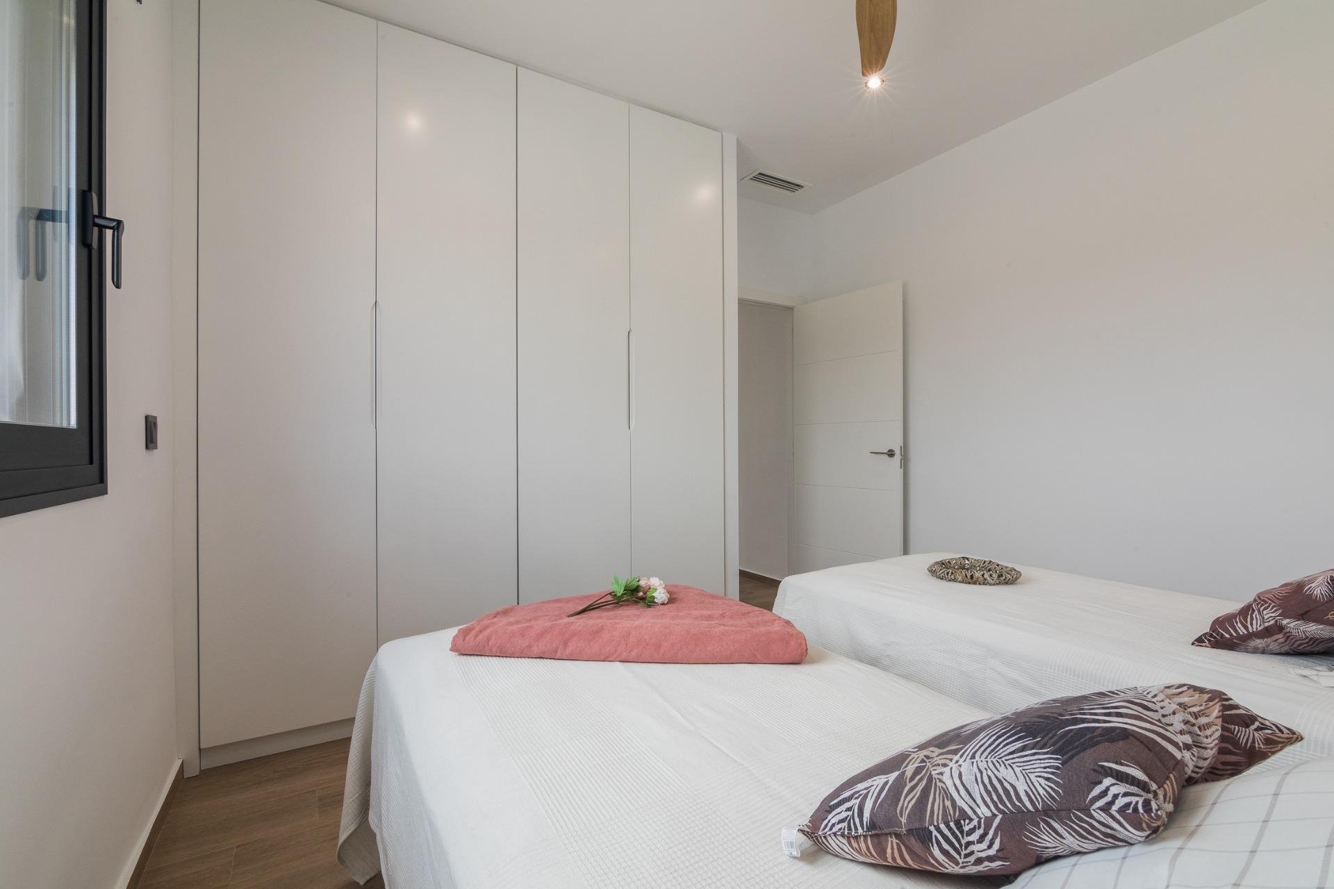 Új építésű - Villa -
Pinoso - Lel
