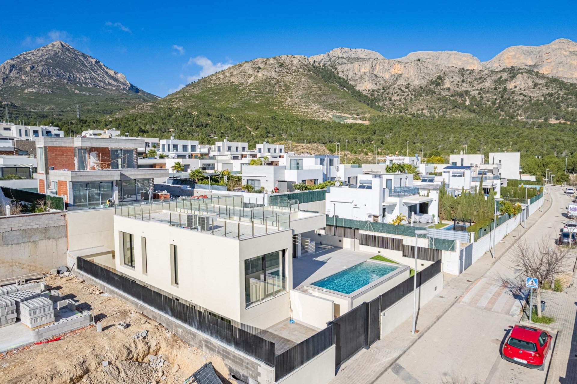 Új építésű - Villa -
Polop - La Alberca