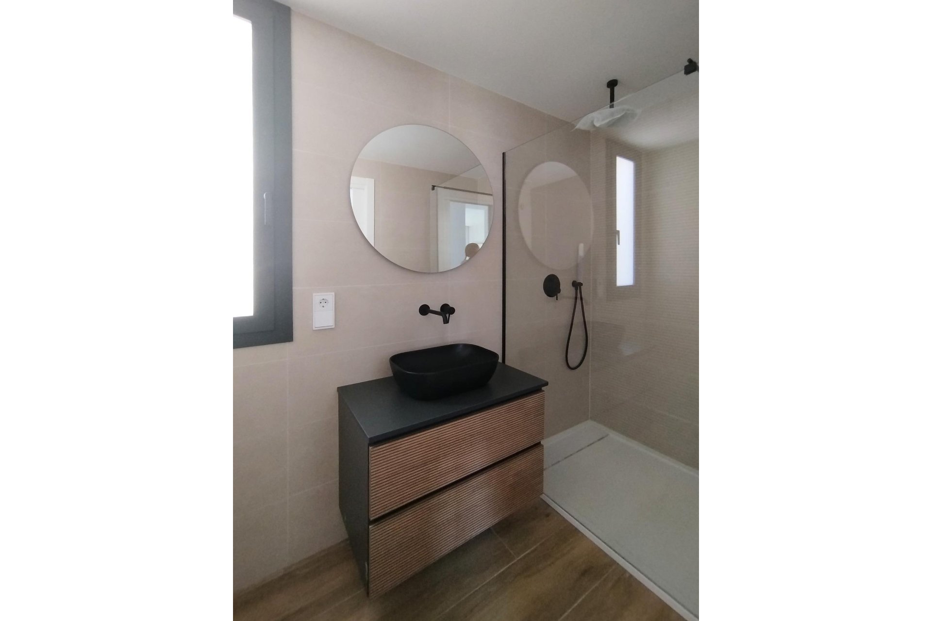 Új építésű - Villa -
Polop - PAU 1