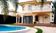 Vilă - Revânzare -
                La Zenia - MLSC5443136