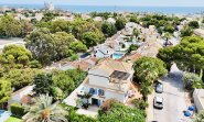 Vilă - Revânzare -
                La Zenia - MLSC8266373