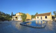 Vilă - Revânzare -
                Sucina - MLSC5392644