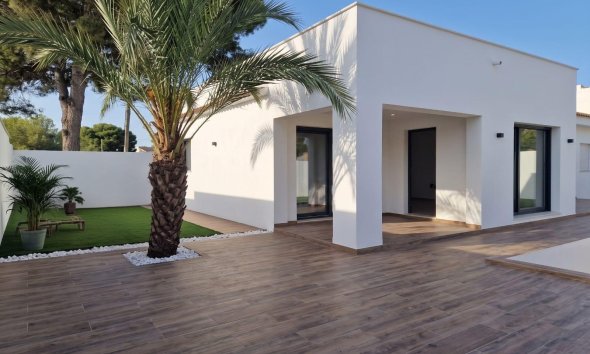 Vilă - Revânzare - Torrevieja -
                Los Balcones - Los Altos del Edén