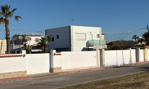 Vilă - Revânzare - Torrevieja -
                Torreta Florida