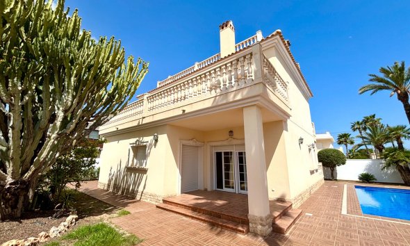 Villa - Használt Ingatlanok - Cabo Roig - Costa Blanca
