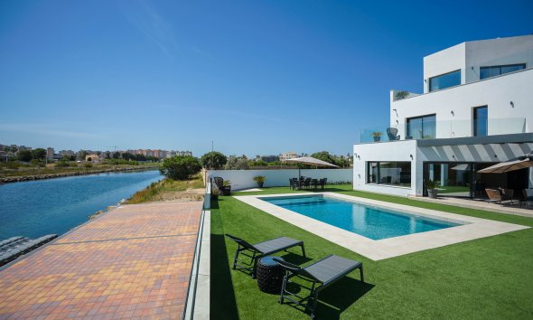 Villa - Használt Ingatlanok - La Manga del Mar Menor -
                Costa Calida