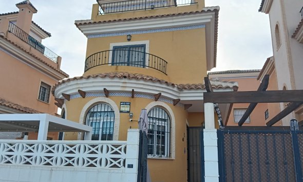 Villa - Használt Ingatlanok - Los Montesinos - Costa Blanca