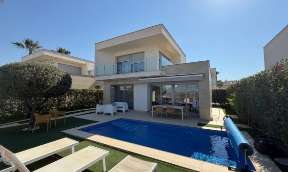 Villa - Használt Ingatlanok - Orihuela - Inland