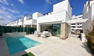 Villa - Használt Ingatlanok -
                Santa Rosalia Resort - MLSC2716915