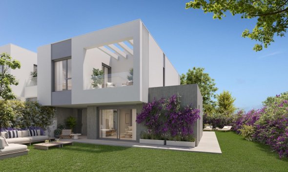 Villa - Neue Gebäude - Marbella -
                Las Chapas - Alicate Playa