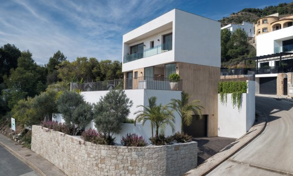 Villa - Resale - Alcalalí -
                Inland