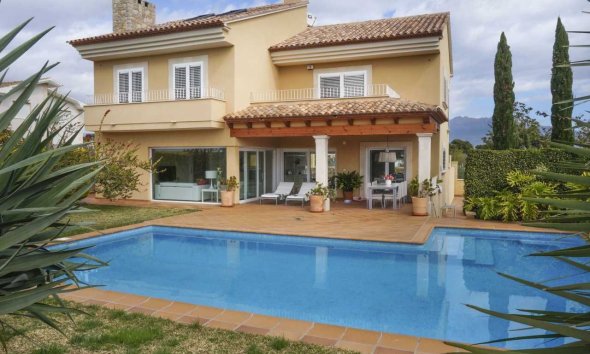 Villa - Resale - Alfas del Pí -
                Costa Blanca