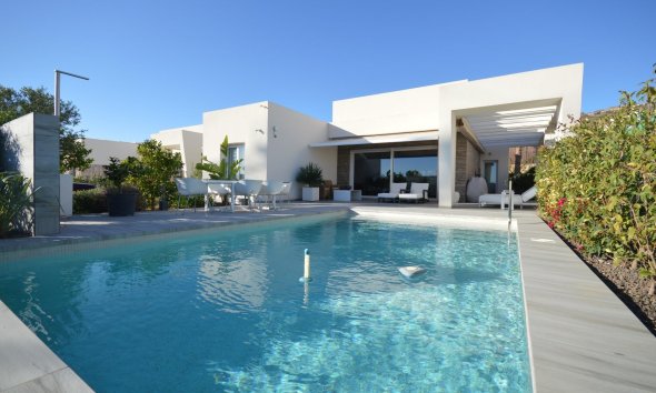 Villa - Resale - Algorfa -
                Club De Golf La Finca