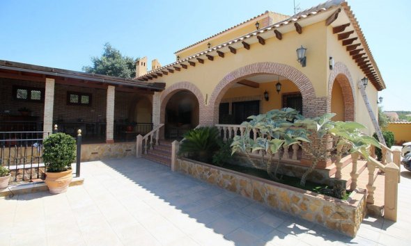 Villa - Resale - Bigastro -
                Inland