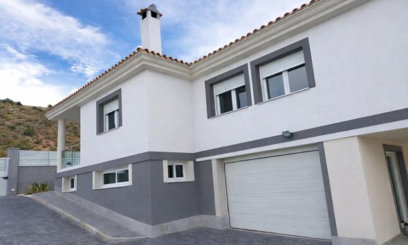 Villa - Resale - Calasparra -
                Inland