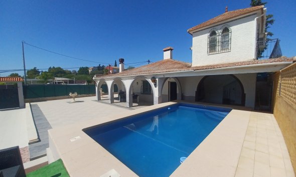 Villa - Resale - Canadas De San Pedro - Inland