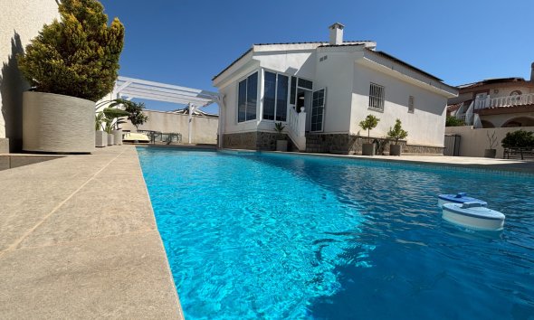 Villa - Resale - Ciudad Quesada - Costa Blanca