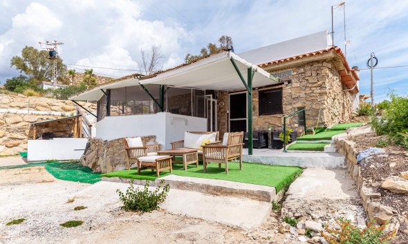 Villa - Resale - El Campello -
                Pueblo Acantilado - Lanuza