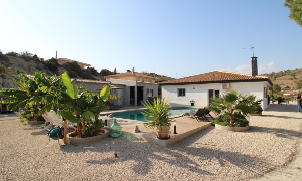 Villa - Resale - Fortuna - Inland