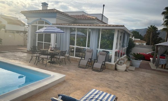 Villa - Resale - Hondón de las Nieves - Inland