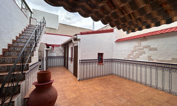 Villa - Resale - Jacarilla -
                Inland