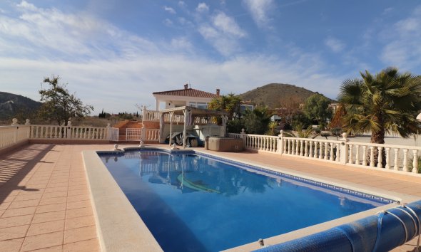 Villa - Resale - La Romana - Inland