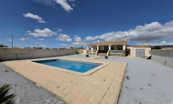 Villa - Resale - Monóvar/Monóver -
                Inland