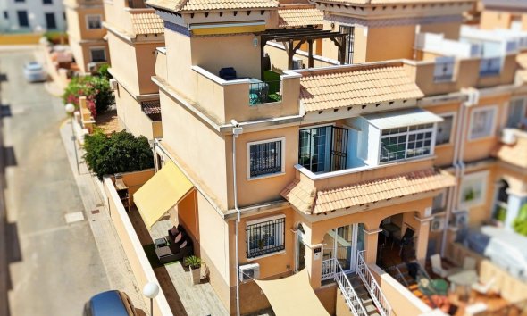 Villa - Resale - Orihuela Costa -
                Costa Blanca