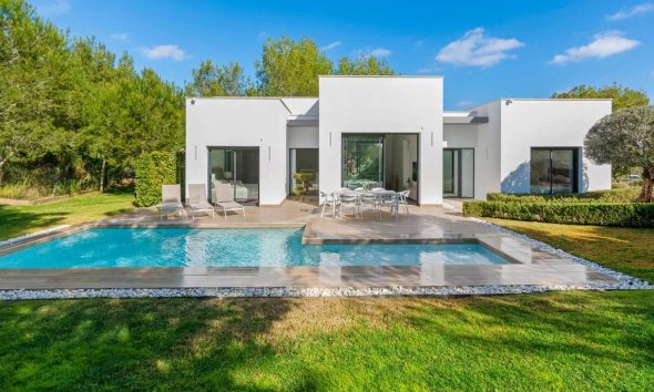 Villa - Resale - Orihuela Costa -
                Costa Blanca