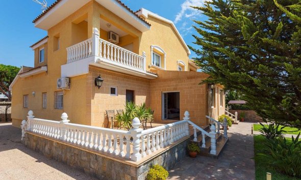 Villa - Resale - Orihuela Costa -
                Costa Blanca