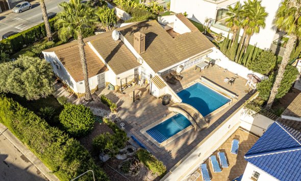Villa - Resale - Orihuela -
                Orihuela