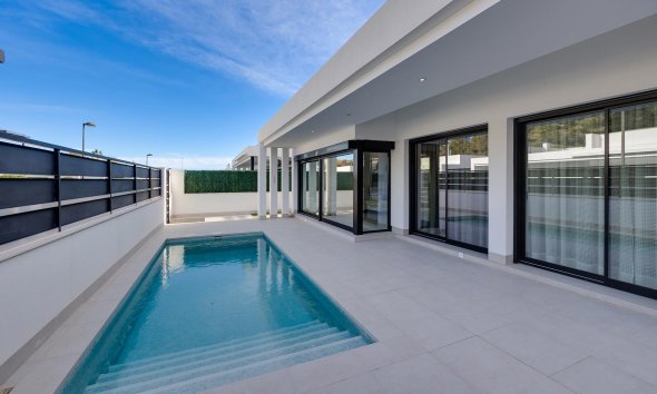 Villa - Resale - Pinar de Campoverde -
                Inland