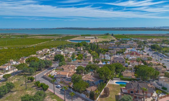 Villa - Resale - Rojales -
                Pueblo Bravo