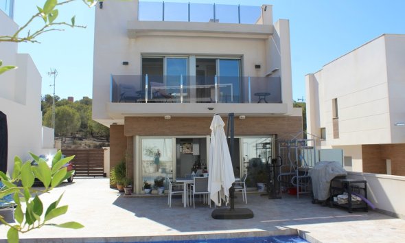 Villa - Resale - San Miguel de Salinas - Inland