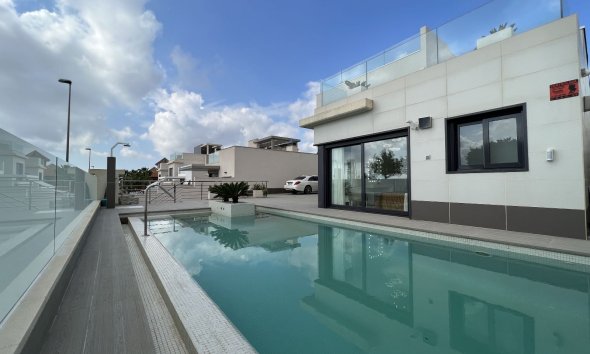 Villa - Resale - San Miguel de Salinas -
                Inland