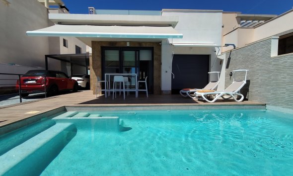 Villa - Resale - San Miguel de Salinas - Inland