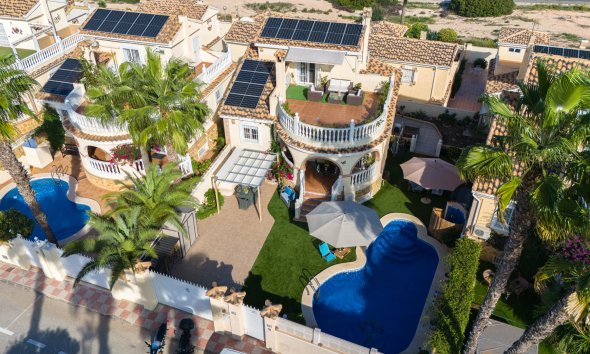 Villa - Resale - Santa Pola -
                Costa Blanca