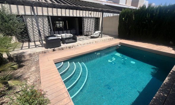 Villa - Resale - Sucina -
                Inland