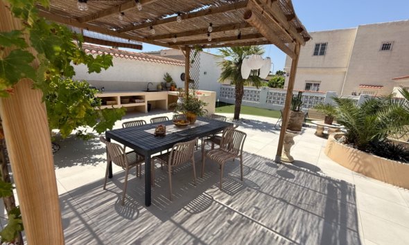 Villa - Resale - Torrevieja -
                Costa Blanca