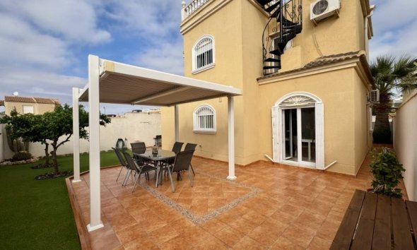 Villa - Resale - Torrevieja - Costa Blanca