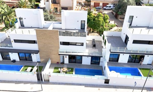 Villa - Resale - Villamartin - Costa Blanca