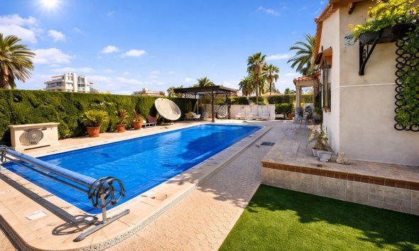 Villa - Revente - Cabo Roig -
                Costa Blanca