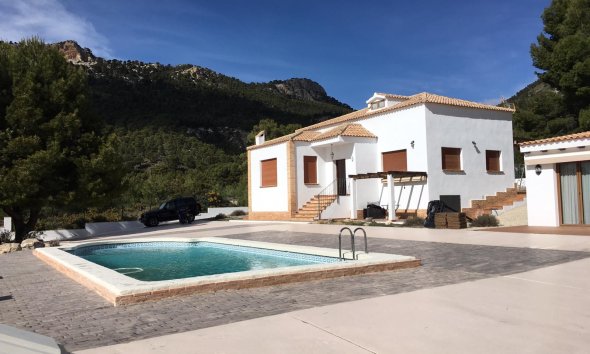 Villa - Revente - Castalla -
                Inland