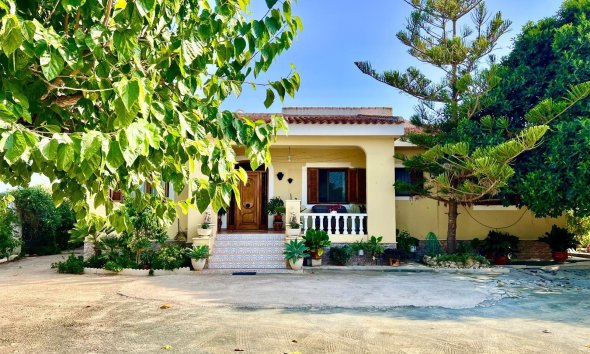 Villa - Revente - Daya Vieja -
                Costa Blanca Sur