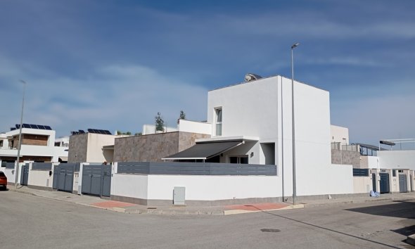 Villa - Revente - Daya Vieja -
                Costa Blanca