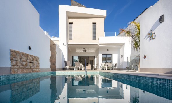 Villa - Revente - Dolores -
                Costa Blanca